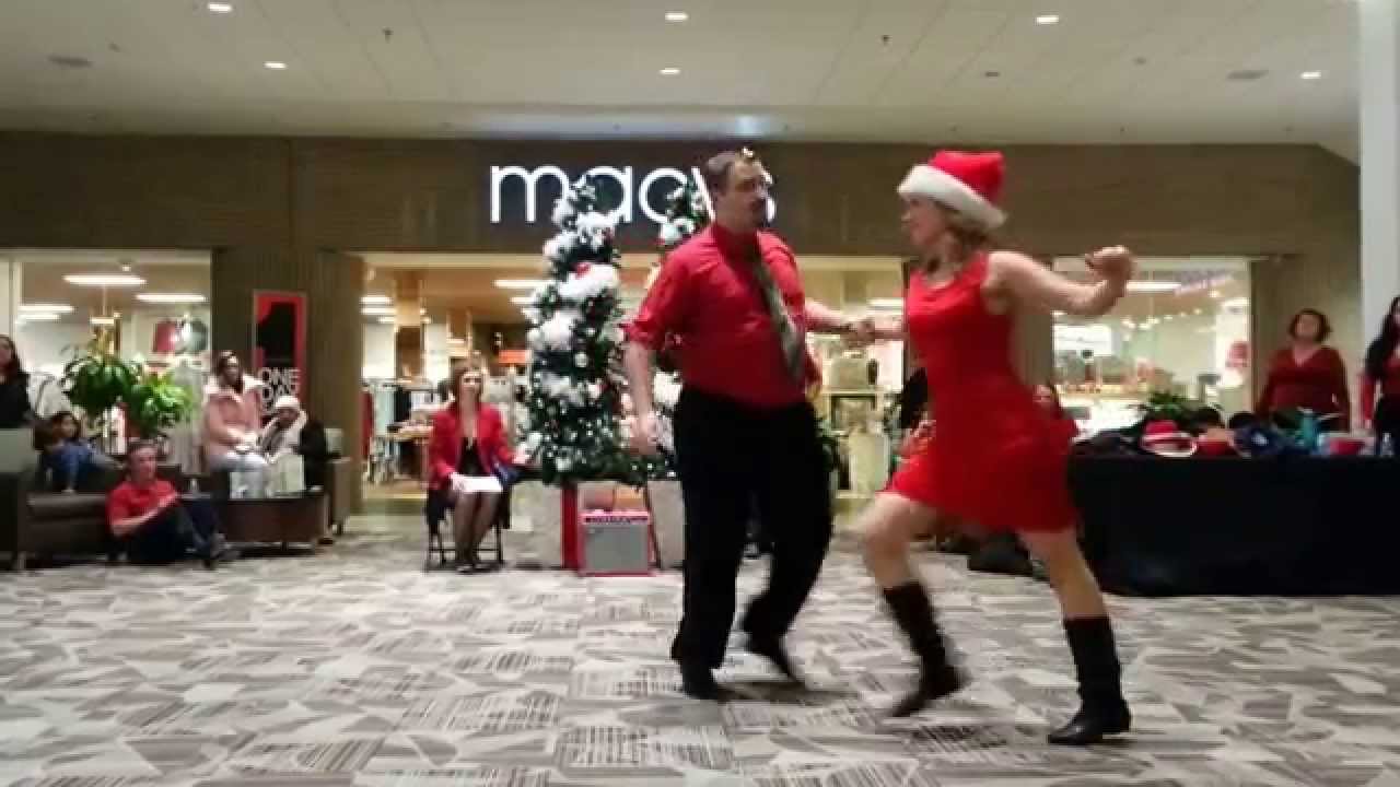 camera iphone 8 plus apk 2014 Holiday dancing @ Crystal Mall