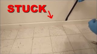 The easy way to remove Baseboard with small Pry Bar or WrecKing Bar MY WAY
