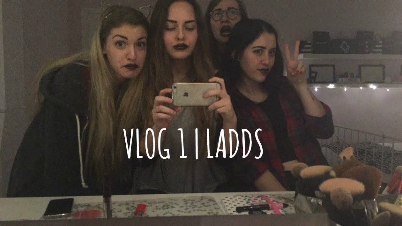 Ci siamo rifatte le labbra? | LADDS