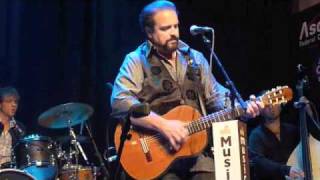 Video thumbnail of "Raul Malo, The Lucky One"