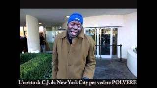Nyc - Il Crooner C.j. Pubblicizza Lo Spettacolo Polvere