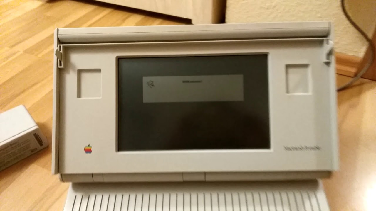 Apple Macintosh Portable M5120 quick test - YouTube