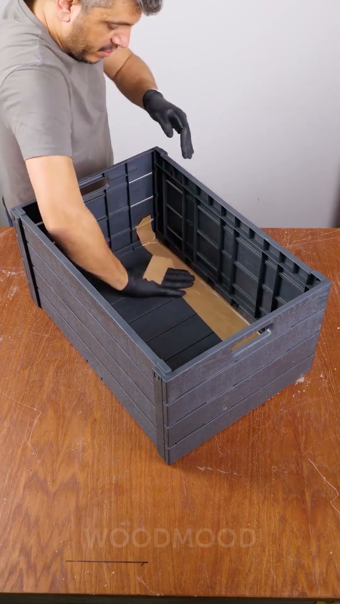 A Creative Firewood Stove Made from Cement and Plastic Molds ?