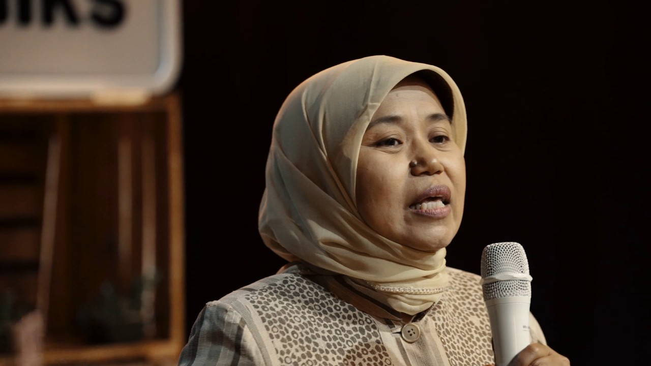 Tri Mumpuni Menerangi Indonesia Melalui Mikrohidro Bukatalks Youtube