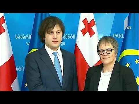 ლილიან მორი პასკიე სოფელ ოძისში იმყოფებოდა