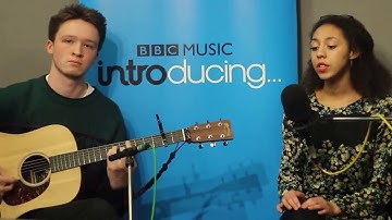 Jade Cuttle - Leaves & Lovers (BBC Music Introducing session)