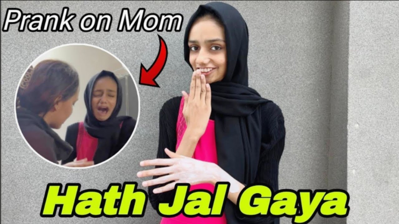 Pakoray banate hue hath jal gaya || Prank on mom || Zahra Nadeem