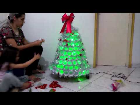 Como Fazer Árvore de Natal com Copos Descartáveis