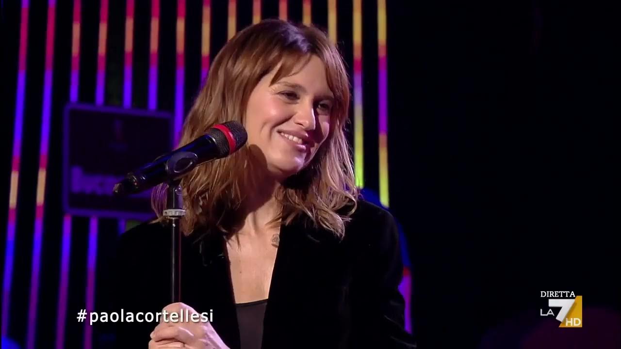 Paola Cortellesi e Daniele Silvestri cantano Paola Cortellesi e Daniele Silvestri cantano