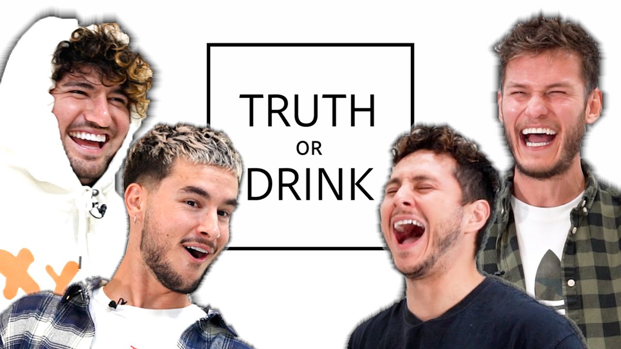 Best Friends Play Truth or Drink! (someone gets exposed..)