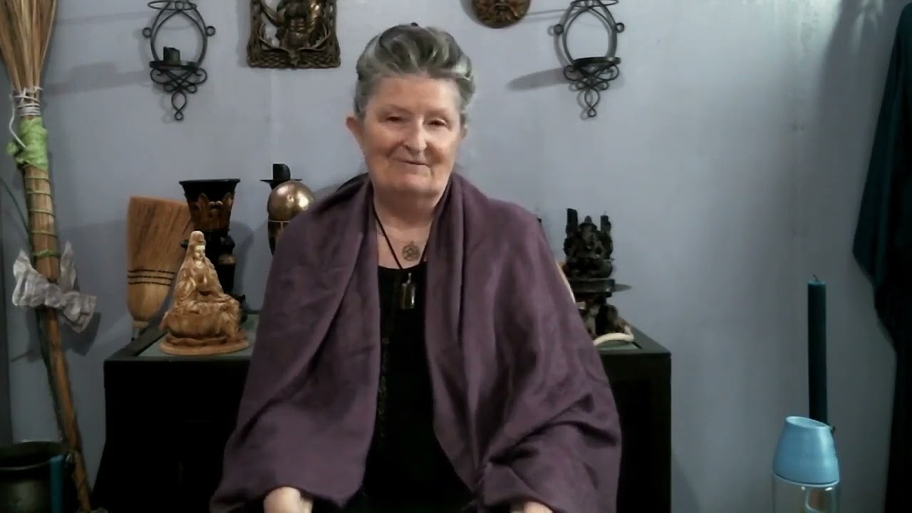 Mabon Rituals & Fall Equinox Traditions | Pagan Harvest Festival Ideas