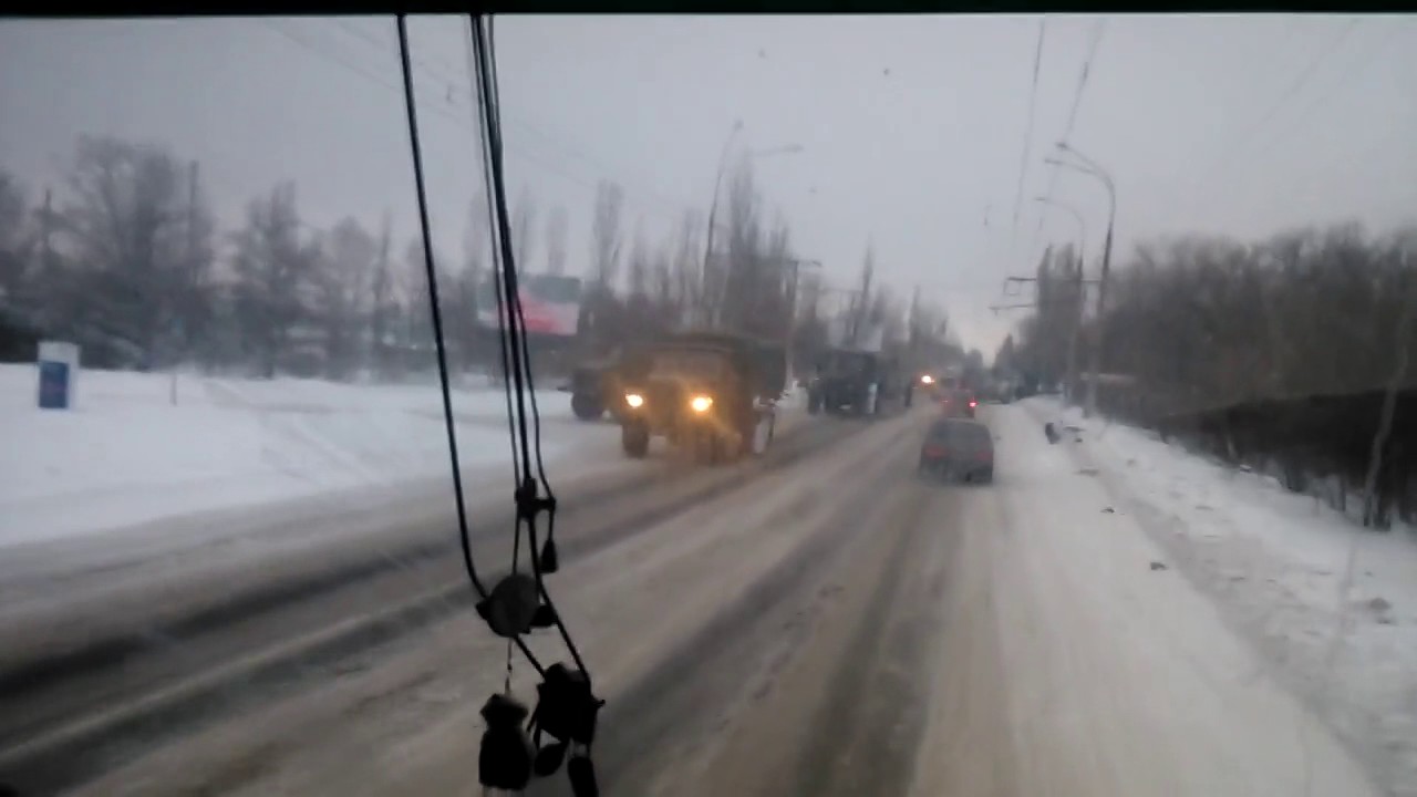 Колонна росс техники («Выстрел» (БПМ-97) ) Луганск 10.01.2015