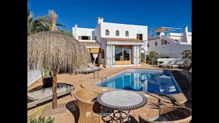 UNDER OFFER!!Superb, spacious villa for sale in the exclusive sought after of Mojacar