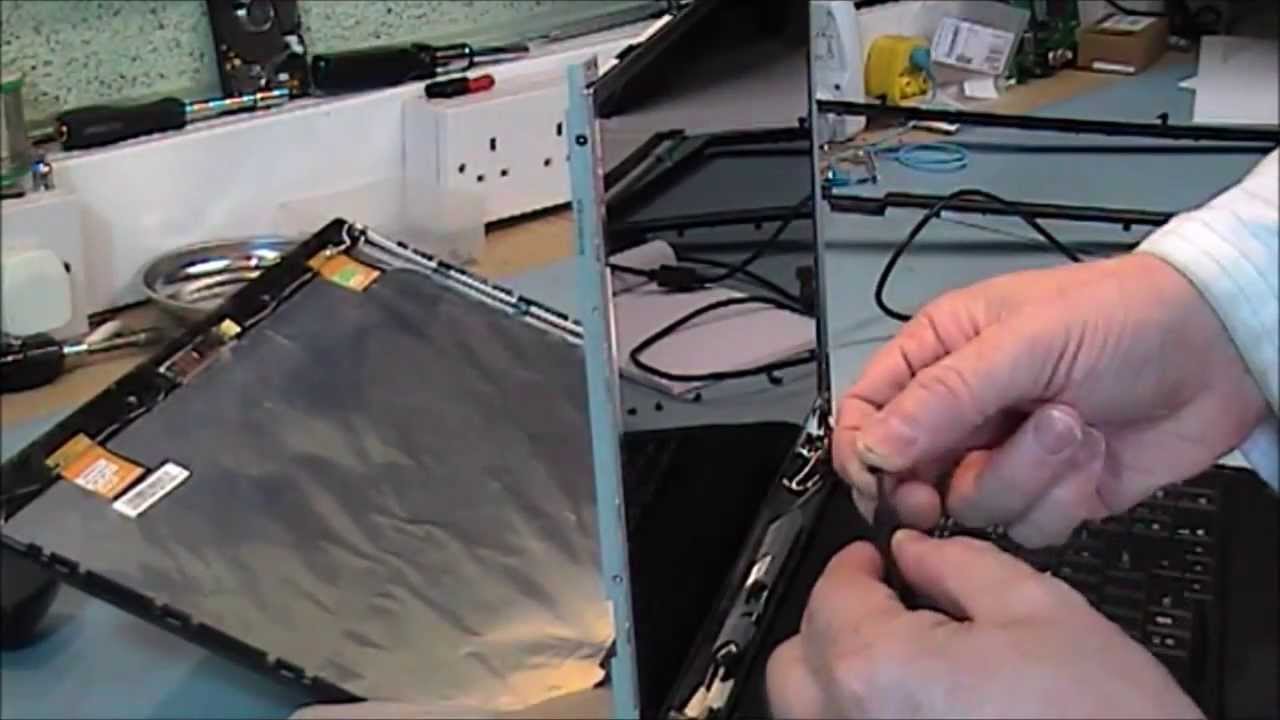 How to replace a screen on a Laptop Toshiba satellite L350 YouTube