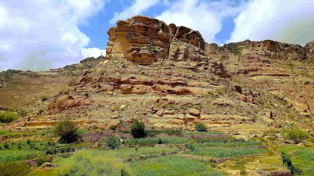 صوت الزين مع اجمل المناظر الطبيعية ريف اليمن #تراث#الشعيب #اليمن