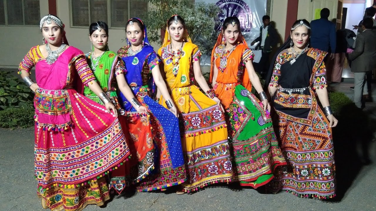 Taraliya ne teje'  Christmas Garba