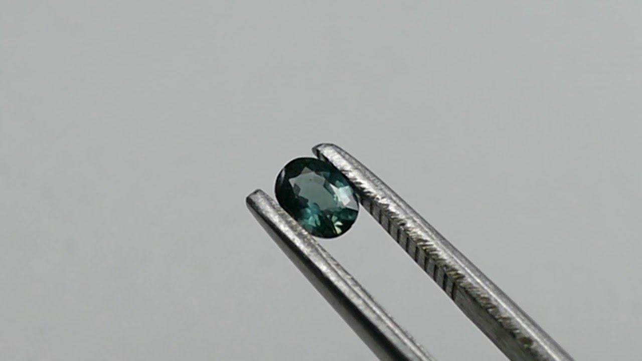 Saphir Naturel Bleu-vert De Thaïlande - 7x5 Mm - 0.96 Ct - Traitement Diffusion Be