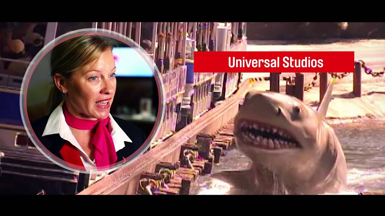 LA travel tips from Qantas crew - play - YouTube