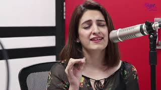 Din Shagna Madhaniya Song - Akriti Kakar Singing In Magic Fm Studios