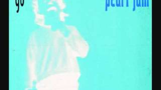 Video thumbnail of "Pearl Jam - Elderly Woman... (Acoustic single version)"