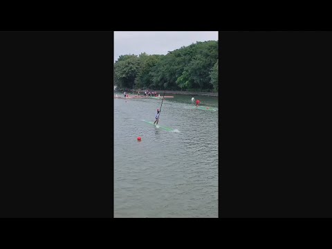 Single bamboo drifting competition held in China's Guilin