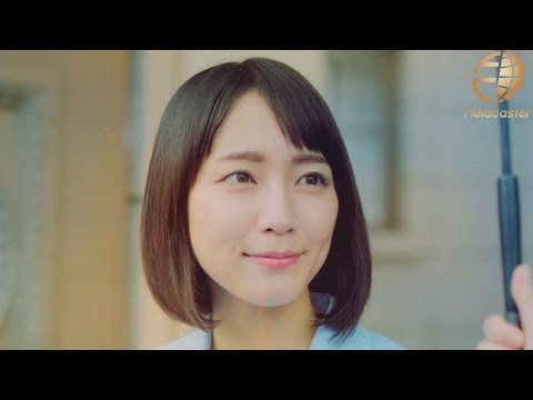 吉岡里帆 DIC CM スチル画像。CM動画を再生できます。 吉岡里帆 DIC CM スチル画像。CM動画を再生できます。