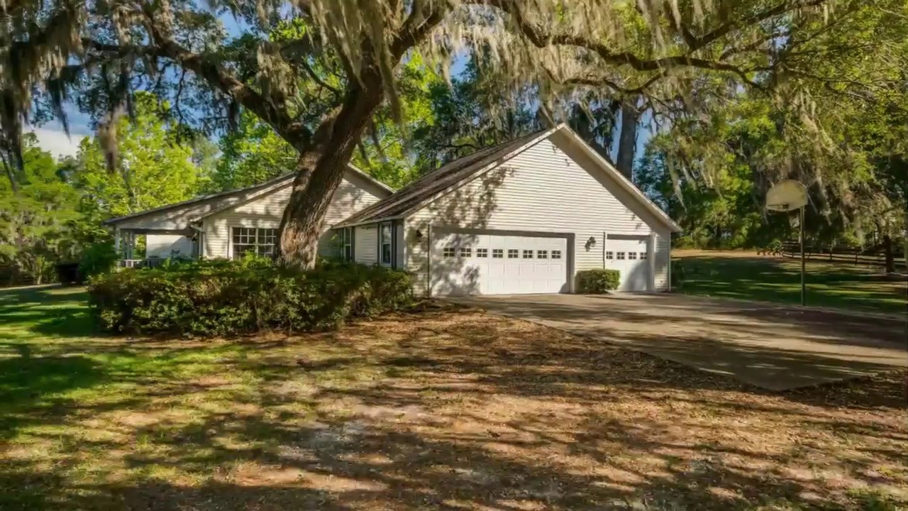 Ocala Real Estate Photography 5900 NW 118th Street Rd Reddick Home for Sale FL 32686