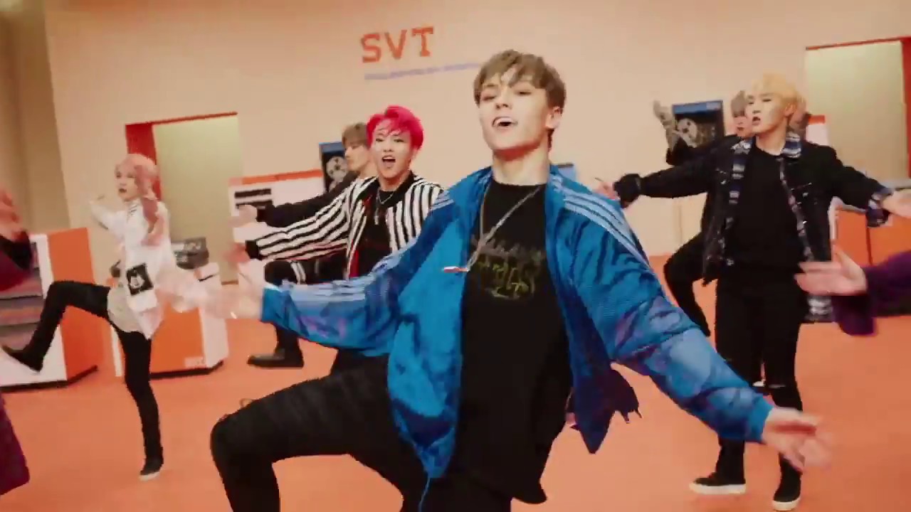 seventeen clap but everytime they say baksu it multiplies & gets louder ...