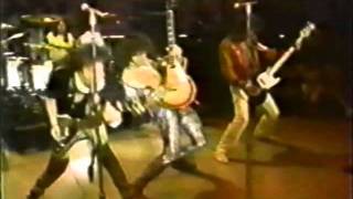 Video voorbeeld van "Y&T on American Bandstand 1984 Don't Stop Runnin'"