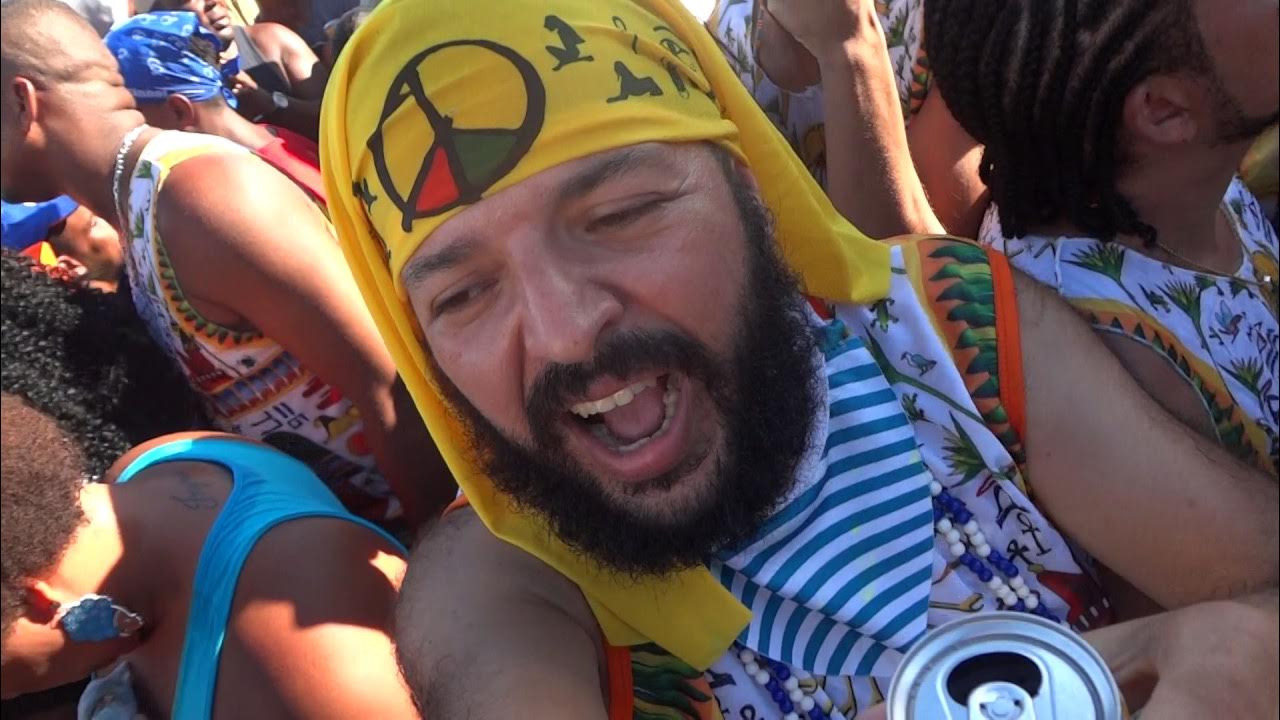 Olodum e Pierre Onassis - Rosa - Carnaval 2017 - Bloco Olodum - Domingo Olodum e Pierre Onassis - Rosa - Carnaval 2017 - Bloco Olodum - Domingo