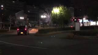 神姫バス プリンセスロード前方車両発車。