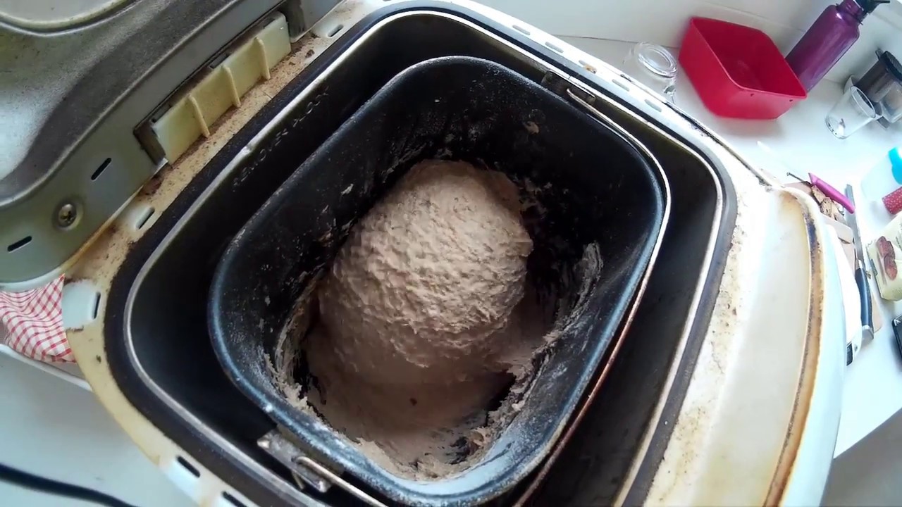 איך להכין לחם בריא במכונת לחם