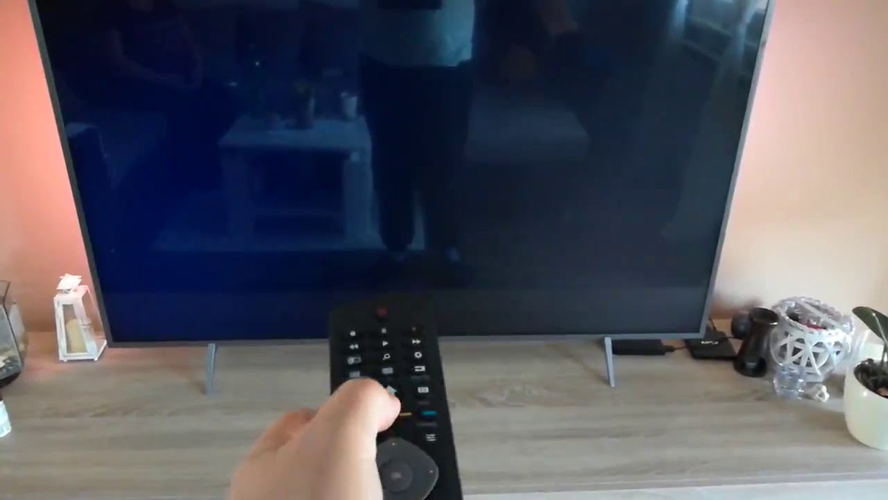 Positive Mittens digit Philips TV problems - YouTube