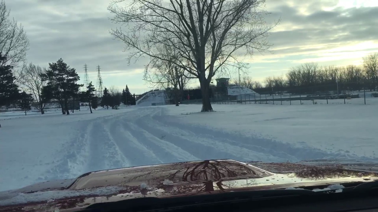 4runner in foot deep snow