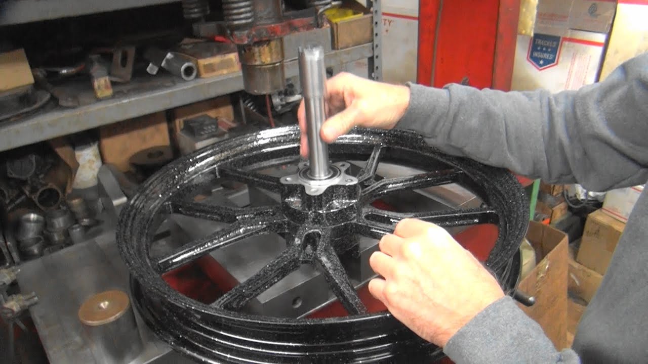 twincam dyna turd lyndall B52 front wheel bearing spacer fitting powder