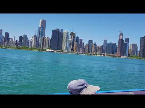 chicago-water-taxi-from-shedd-aquarium-to-navy-pier