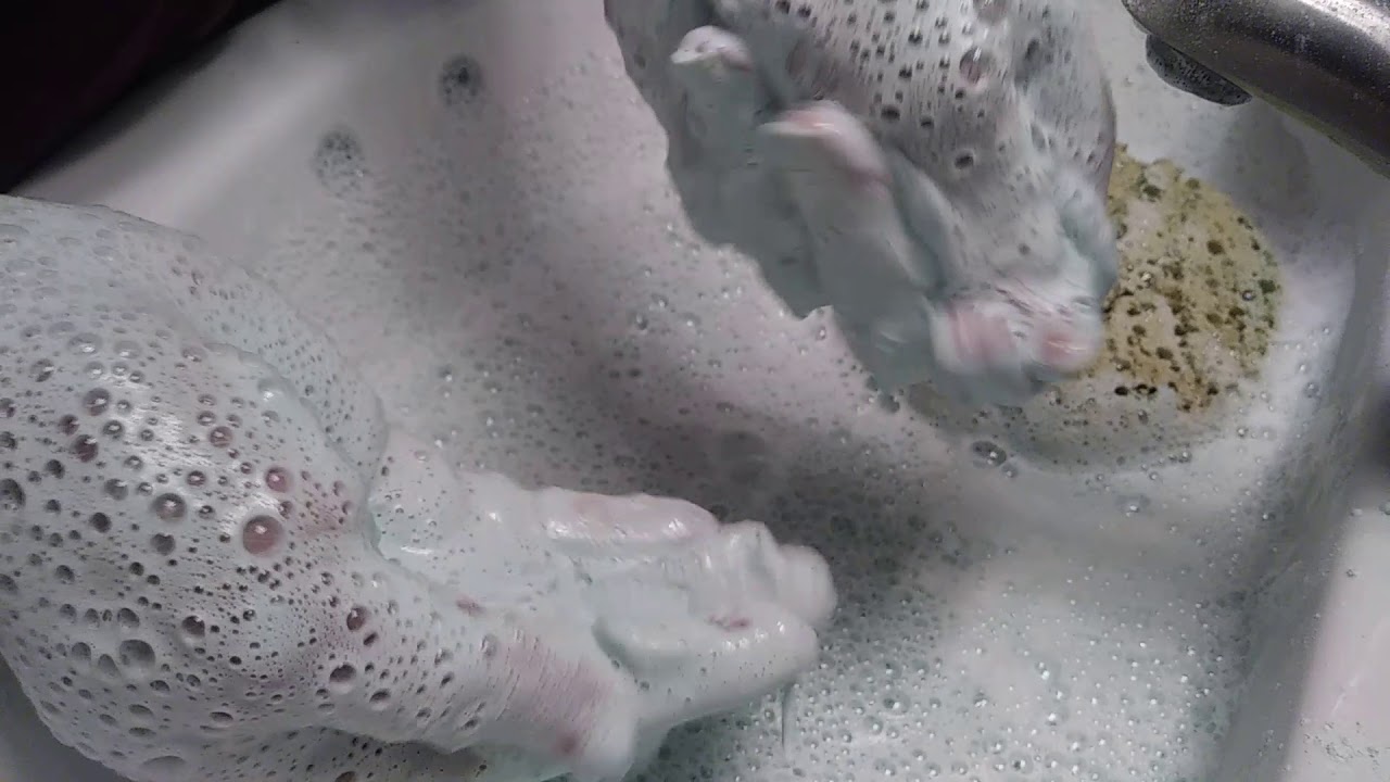 ASMR Sponge play with 3 Cans of Comet, Sun Pine, Soft Comet, and Bath bomb shave!