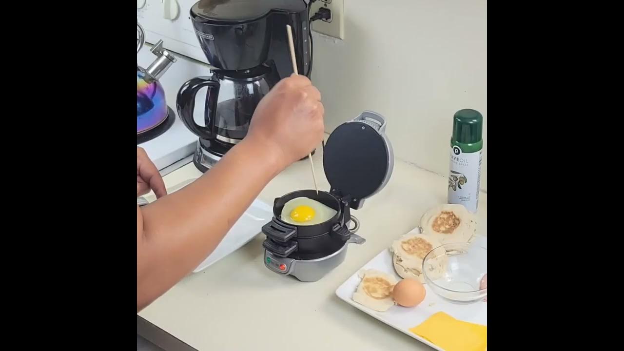 Hamilton Beach Dual Breakfast Sandwich Maker - Feta, Egg, & Pesto 