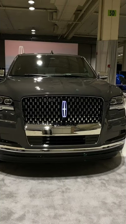 2022 Lincoln Navigator Luxury SUV