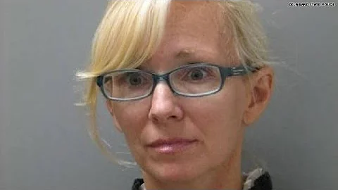 Cops: Molly Shattuck flirted with teen on Instagram