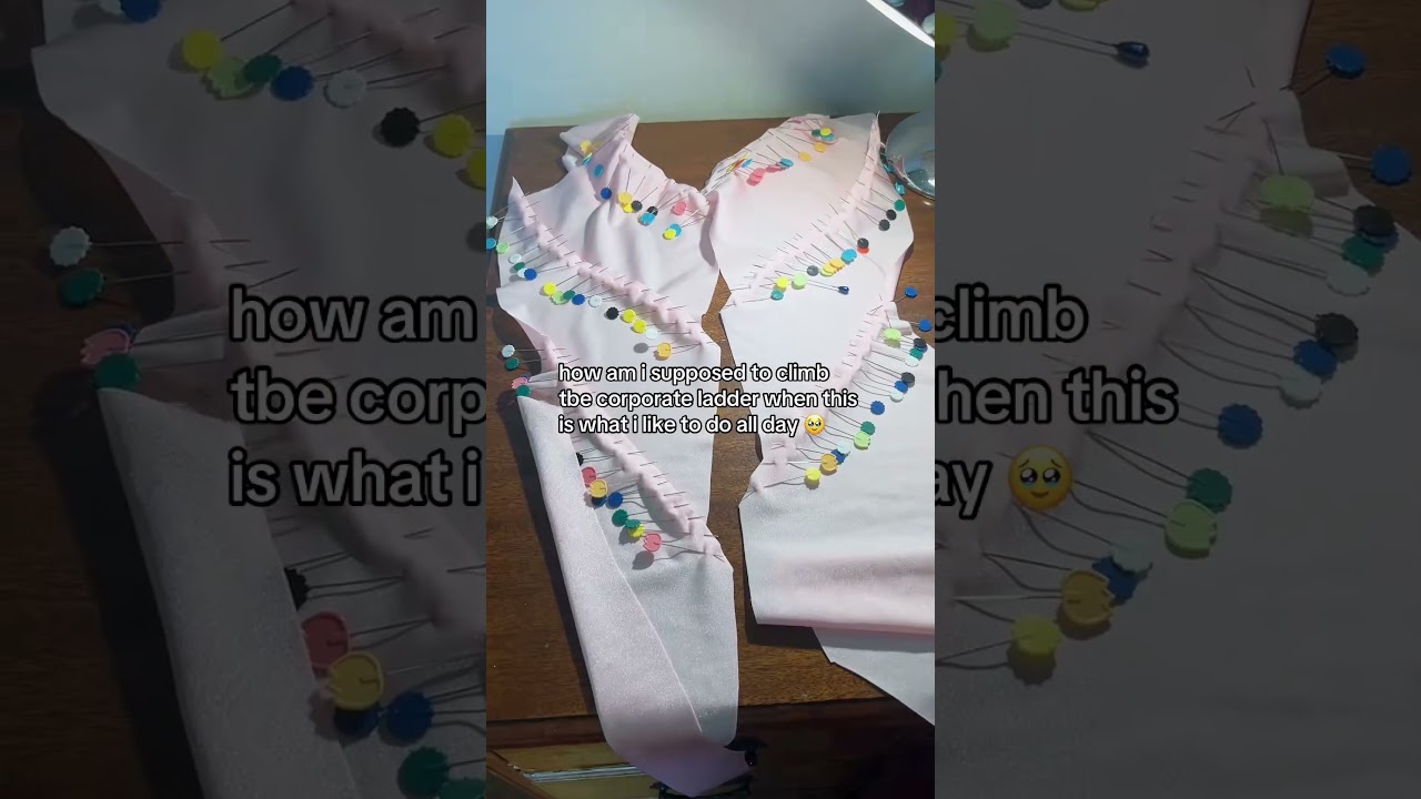 four day work week is what we need so i can craft more #sewing #cosplay #sewinglife #cosplaylife
