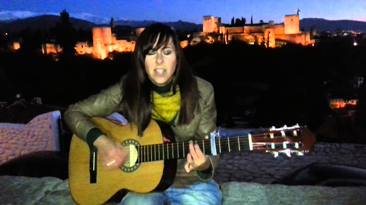 Balcon de San Nicolas - Granada 09-02-2013 2/2 - CANTANDO A LA ALHAMBRA video phone é a continuação de telephone