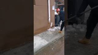 Cold weather problems. ❄ #shorts #roofershelper #ice #frozen