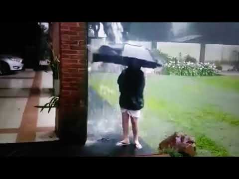 Lightning bolt strikes 12-year-old Argentina boy screams holding umbrella