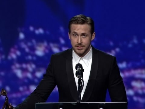 Gosling pays tribute to Reynolds