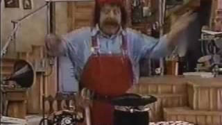 Мульт Lou Albano Eats a Dust Mite