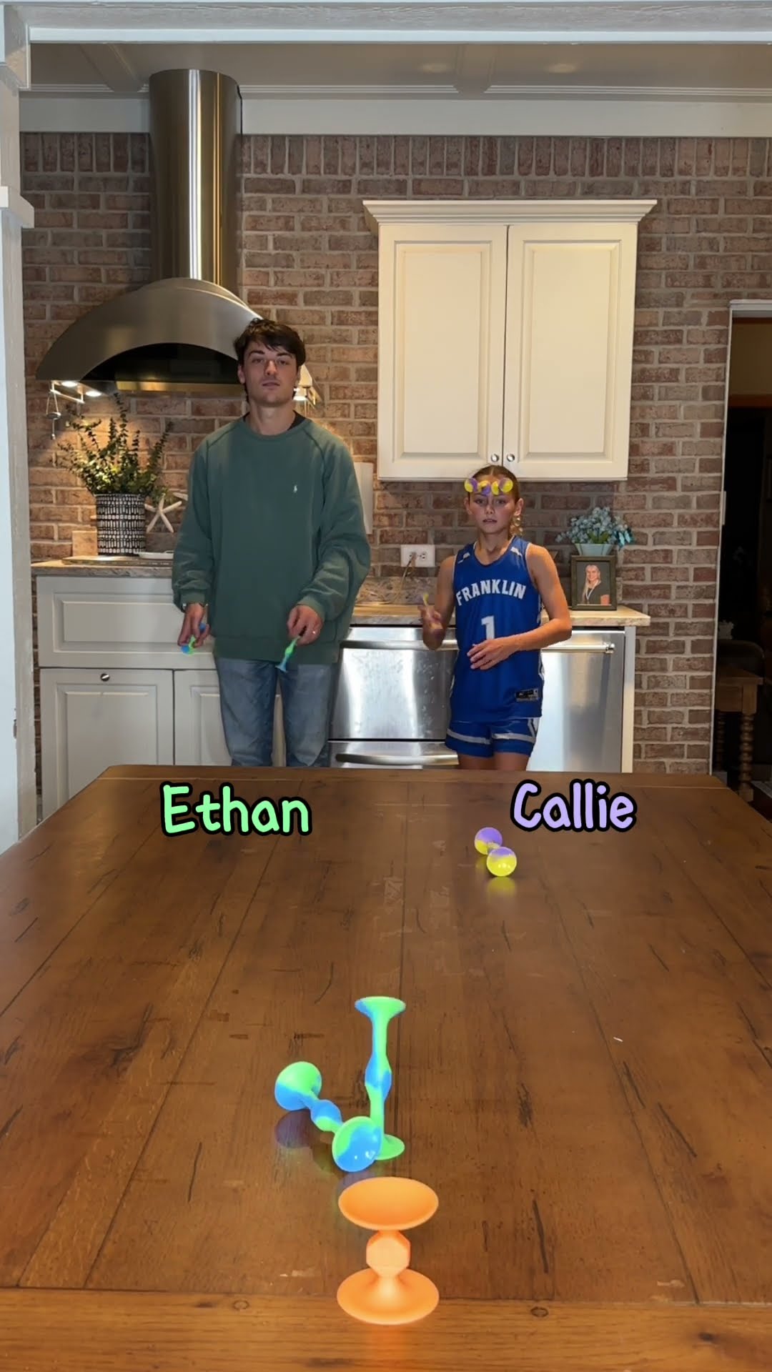 Pop darts challenge!! #familythings #partygames