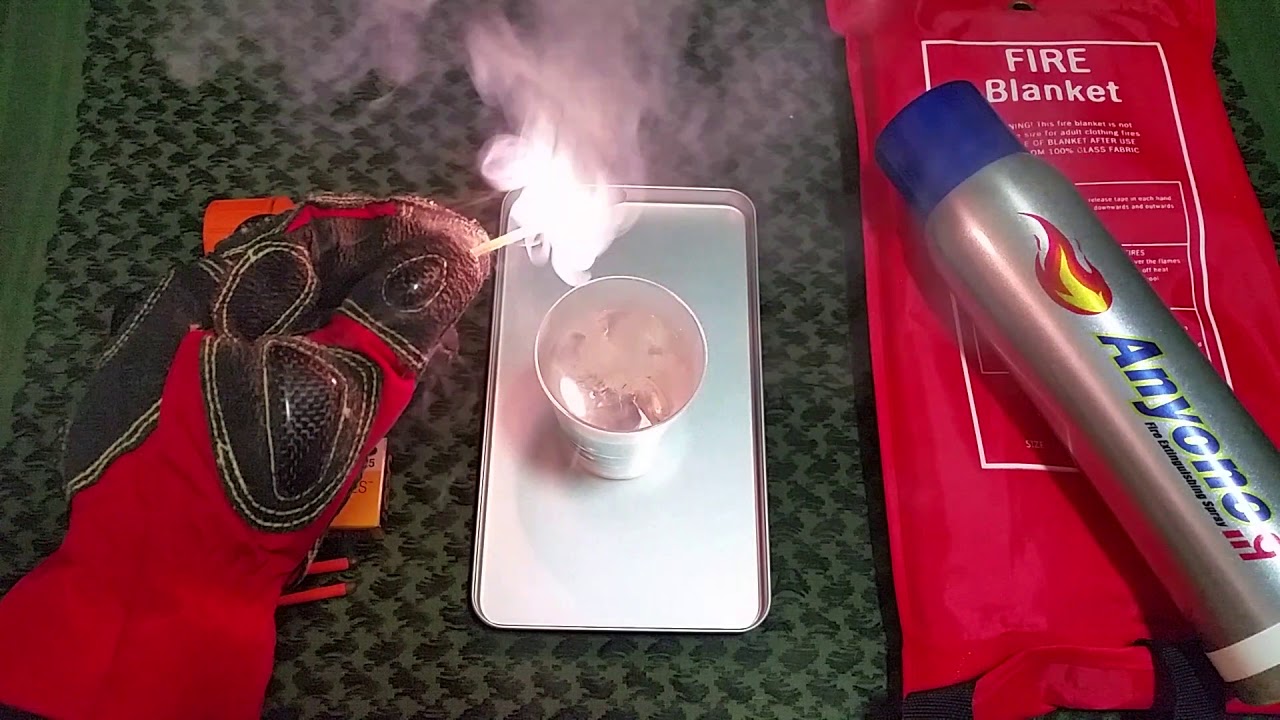 UCO Stormproof Matches(underwater test) YouTube