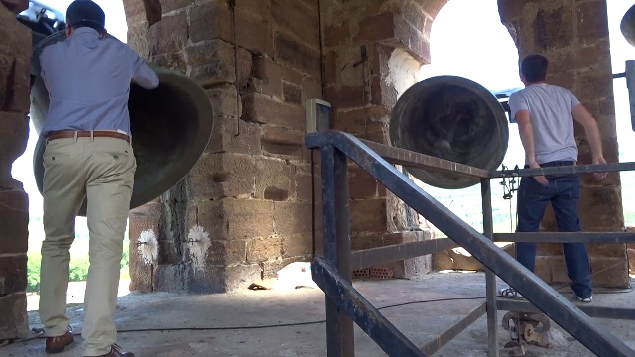 Ojacastro, fiesta de las Reliquias. Campanas bells glocken cloches campanes