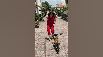 Tập chạy xe đạp cho con